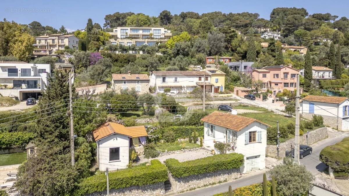 Maison à MOUGINS