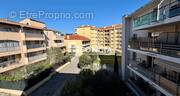 Appartement à VALLAURIS