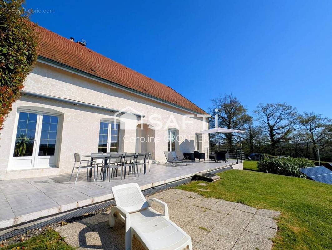 Photo 1 - Maison à PARAY-LE-MONIAL
