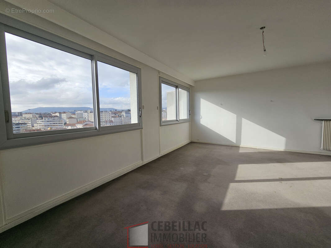 Appartement à CLERMONT-FERRAND