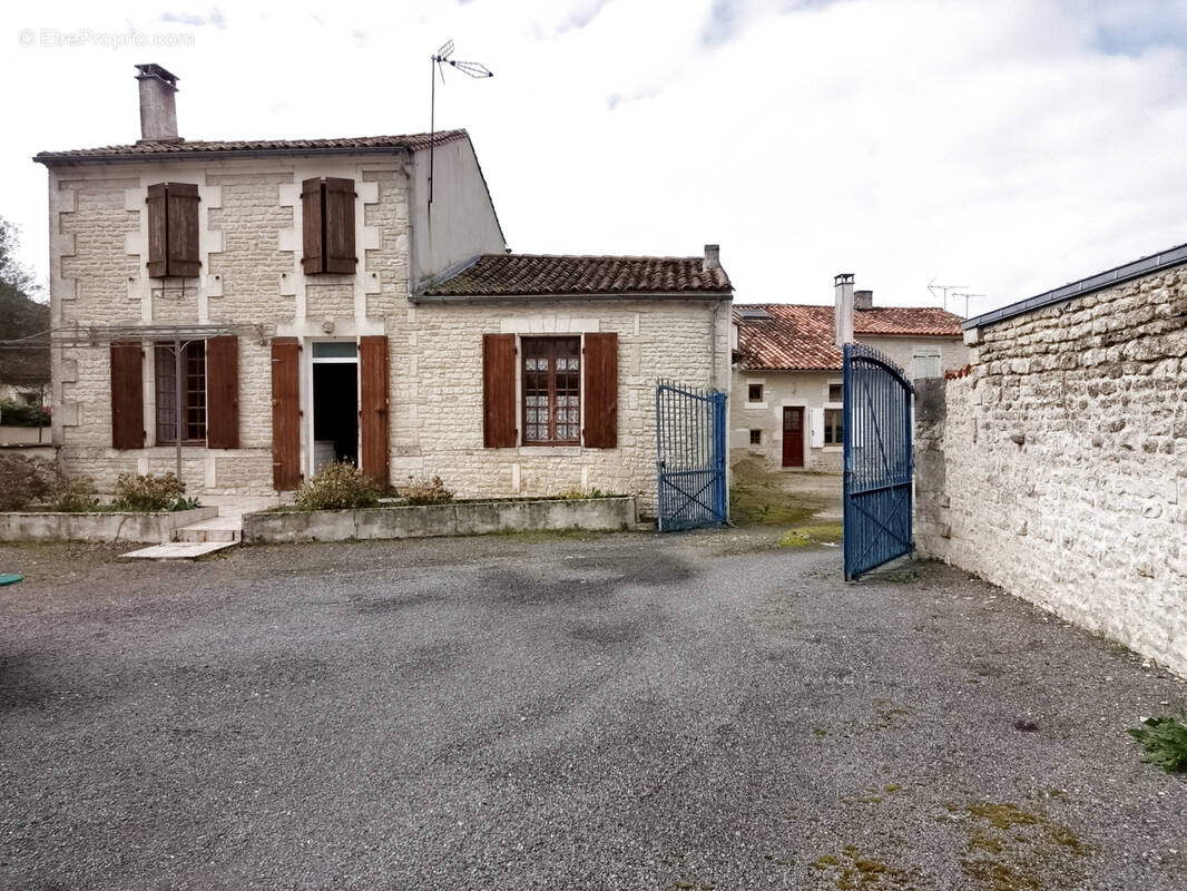 Maison à VERDILLE