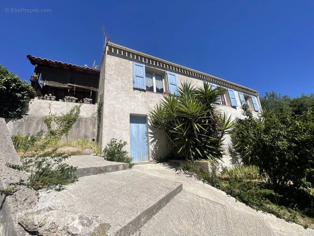 Maison à BENDEJUN