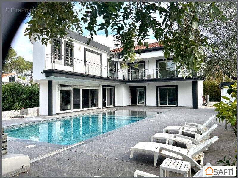 Photo 1 - Maison à SAINT-RAPHAEL