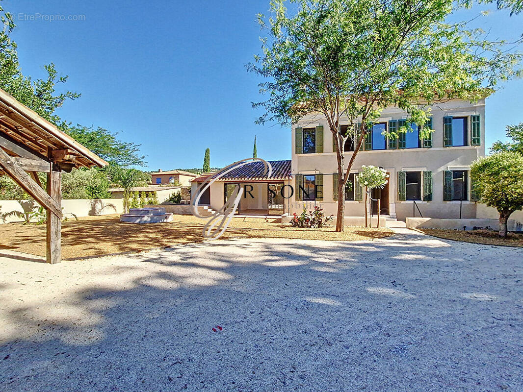 Maison à OLLIOULES