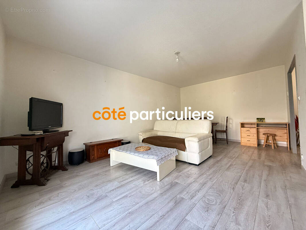 Appartement à AUBORD