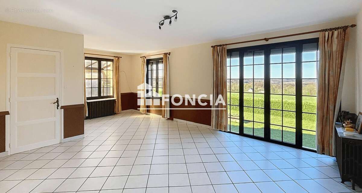 Maison à LA FERRIERE-AUX-ETANGS