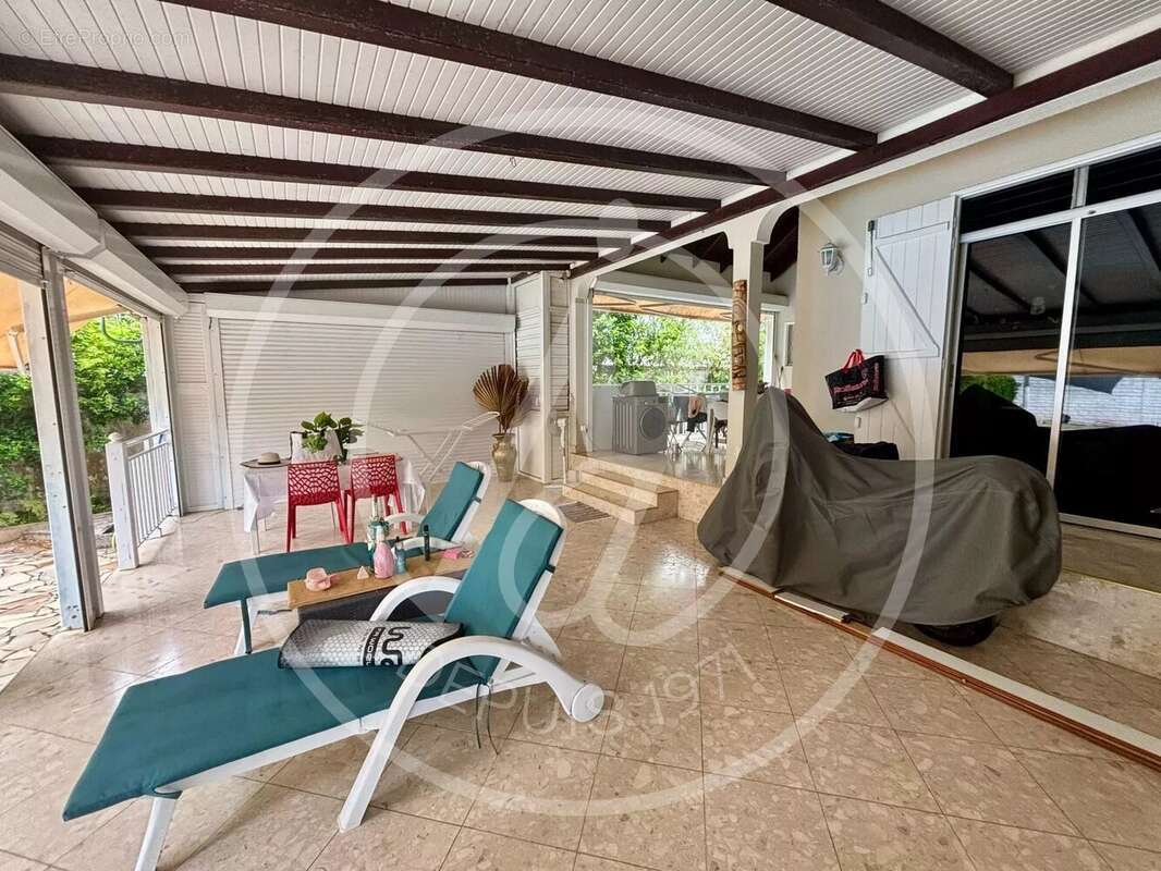 Maison à LAMENTIN