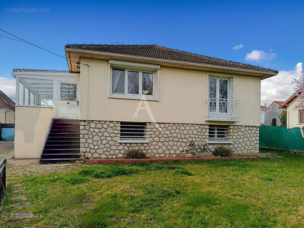 Maison à ETRECHY