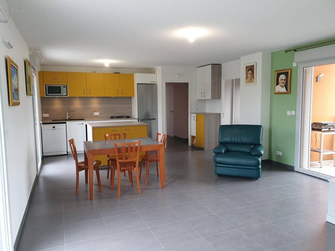 Photo 1 - Appartement à LONS-LE-SAUNIER