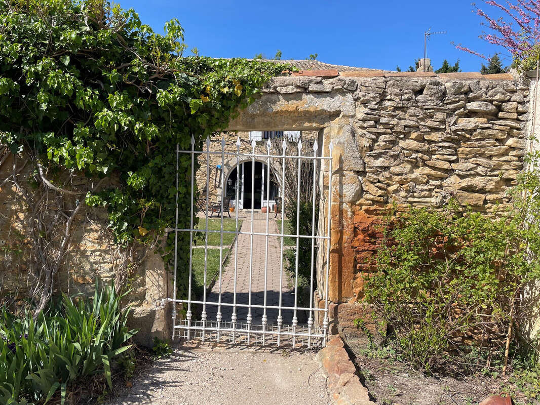 Maison à PIOLENC