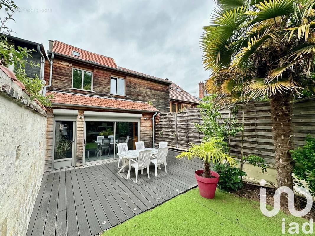 Photo 1 - Maison à COMPIEGNE