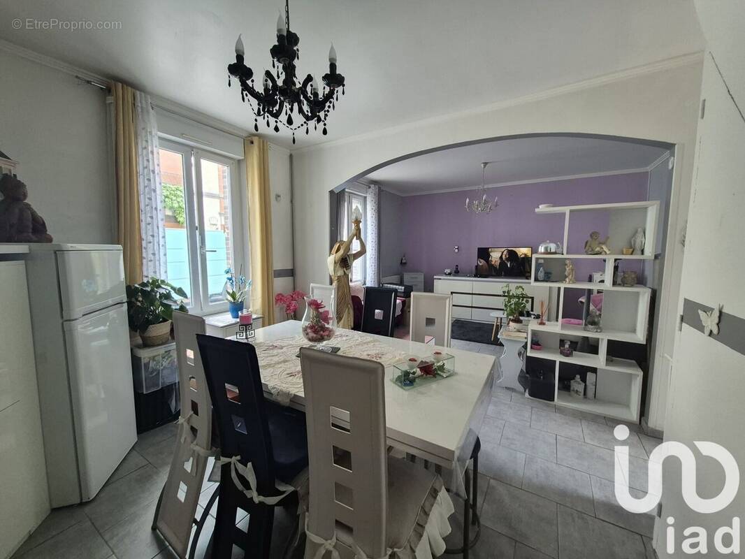 Photo 1 - Maison à ROMILLY-SUR-SEINE