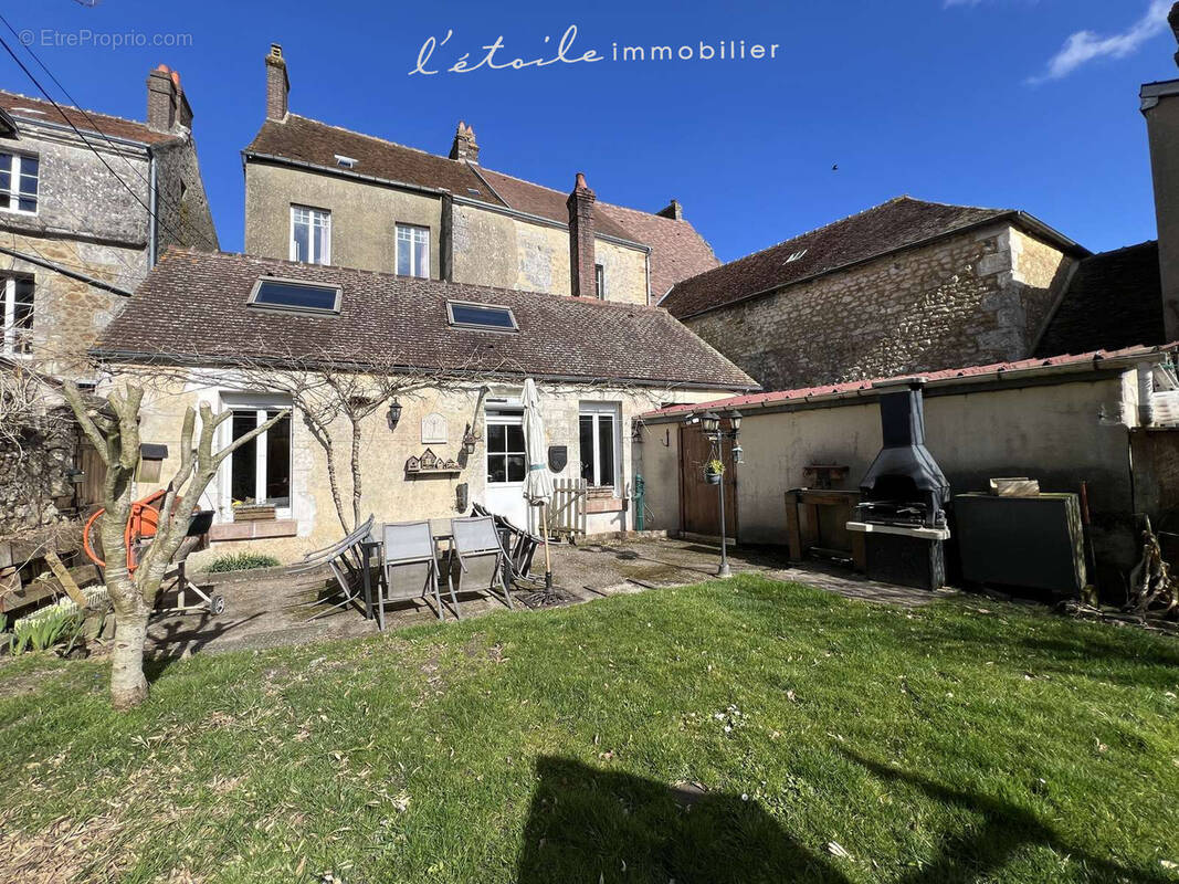 Maison à MORTAGNE-AU-PERCHE
