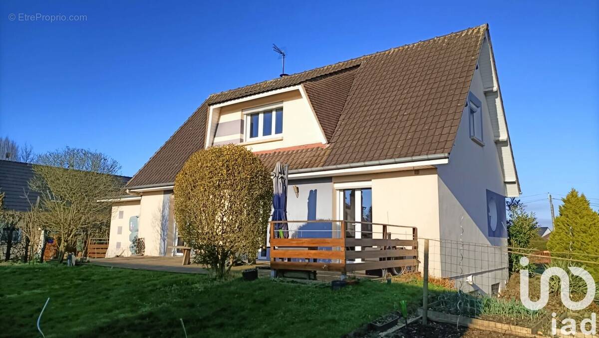 Photo 1 - Maison à QUINCAMPOIX