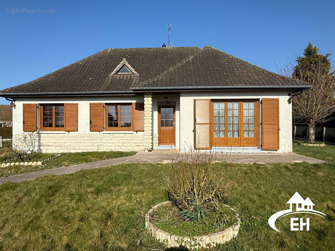 Maison à RUGLES