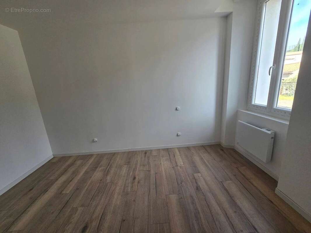 Appartement à LE LUC