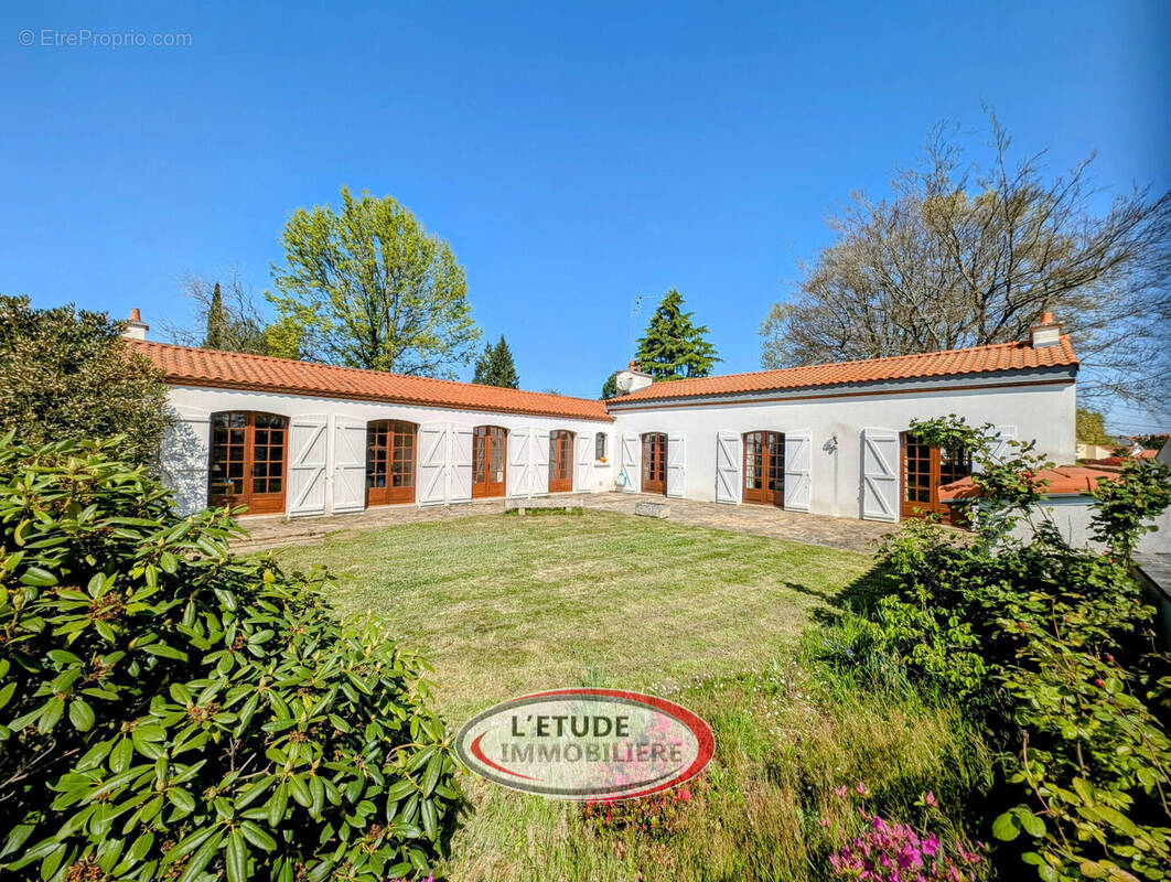 Photo 1 - Maison à BOUAYE