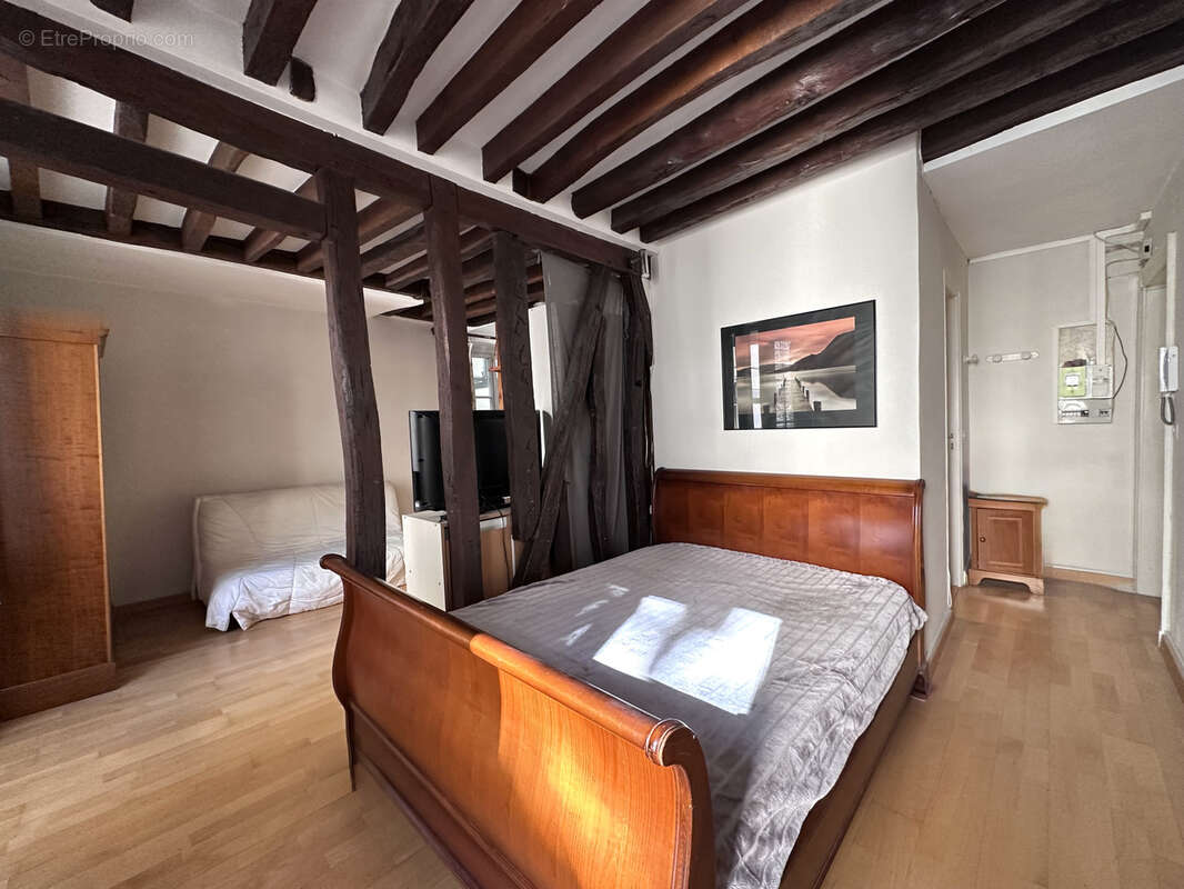 Appartement à PARIS-6E