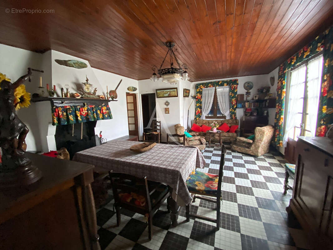 Maison à BARBATRE