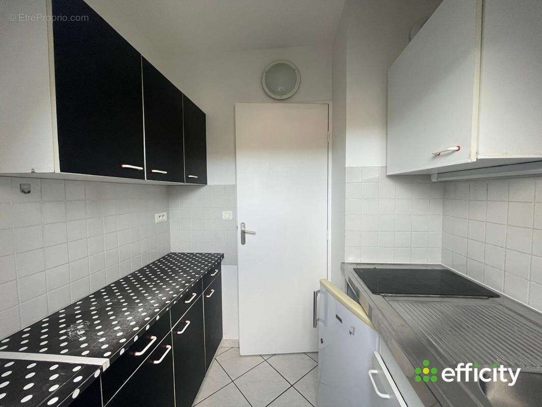 Appartement à EPERNON