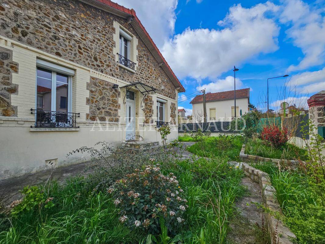 Maison à SAINT-DENIS