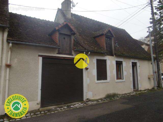 Maison à RUFFEC