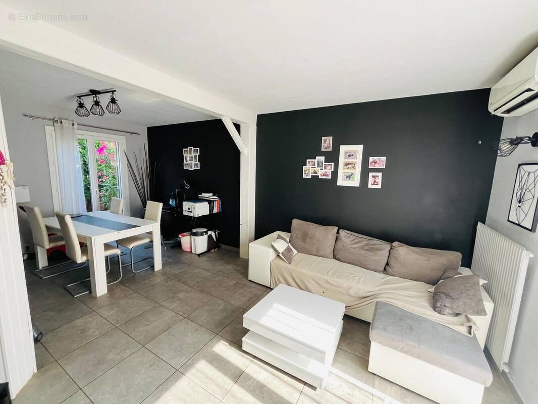 Photo 1 - Maison à LES ANGLES
