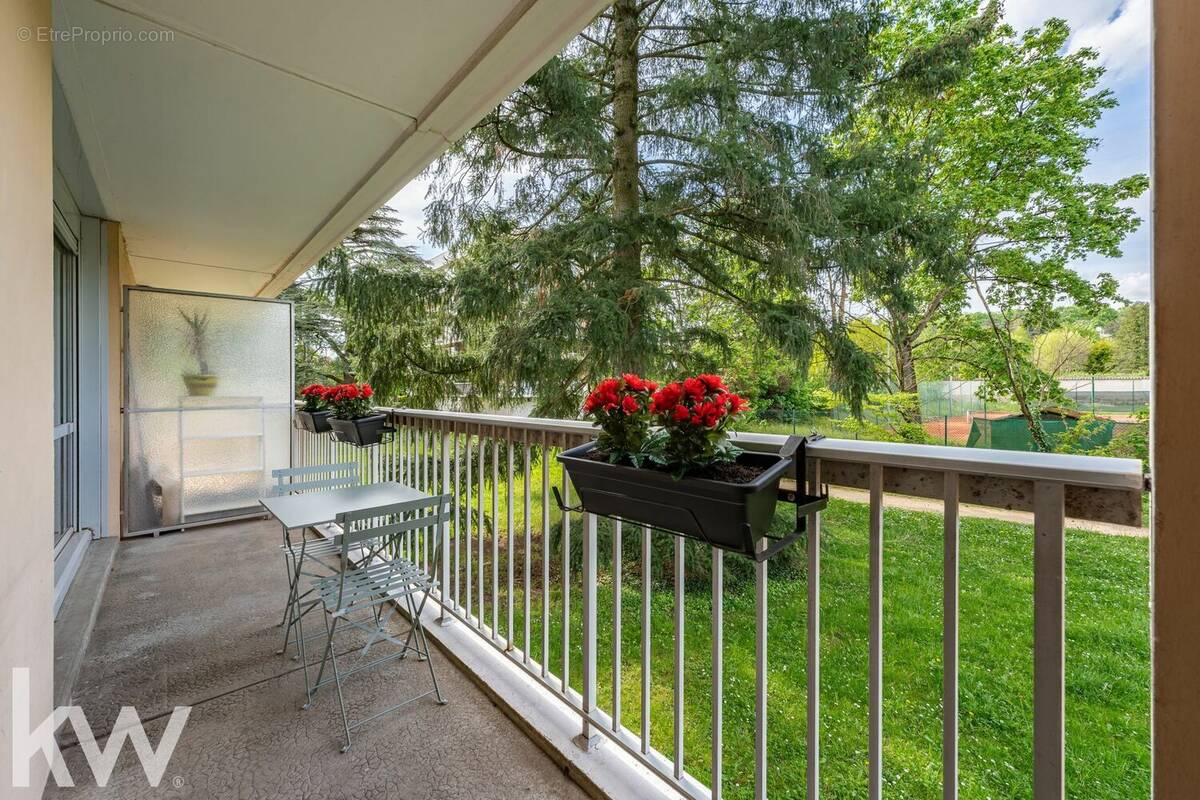 Appartement à LYON-9E