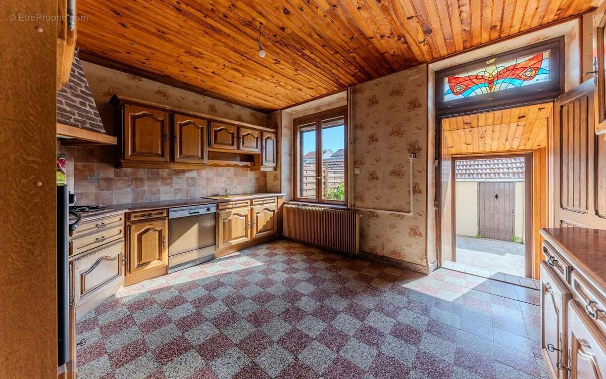 Maison à MAXEVILLE