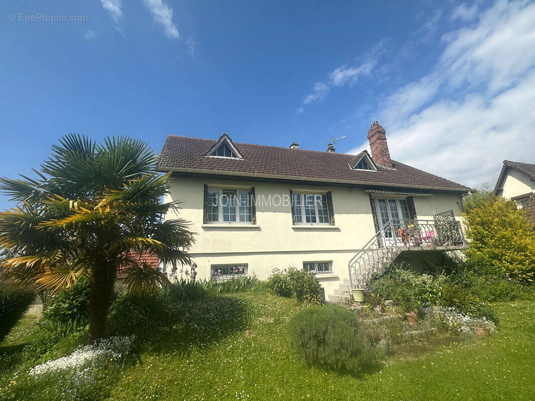 Maison à ARQUES-LA-BATAILLE