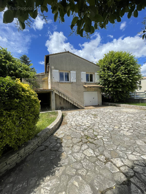 Maison à MARGUERITTES
