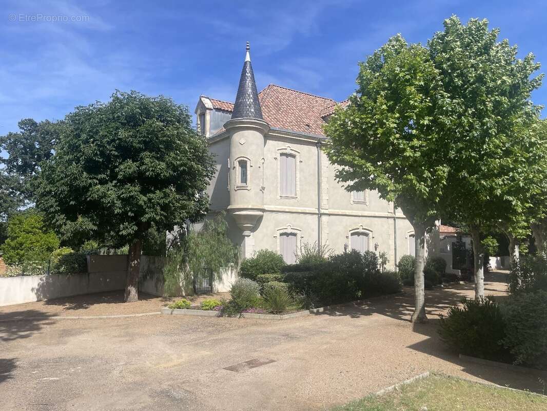 Maison à LEZIGNAN-LA-CEBE