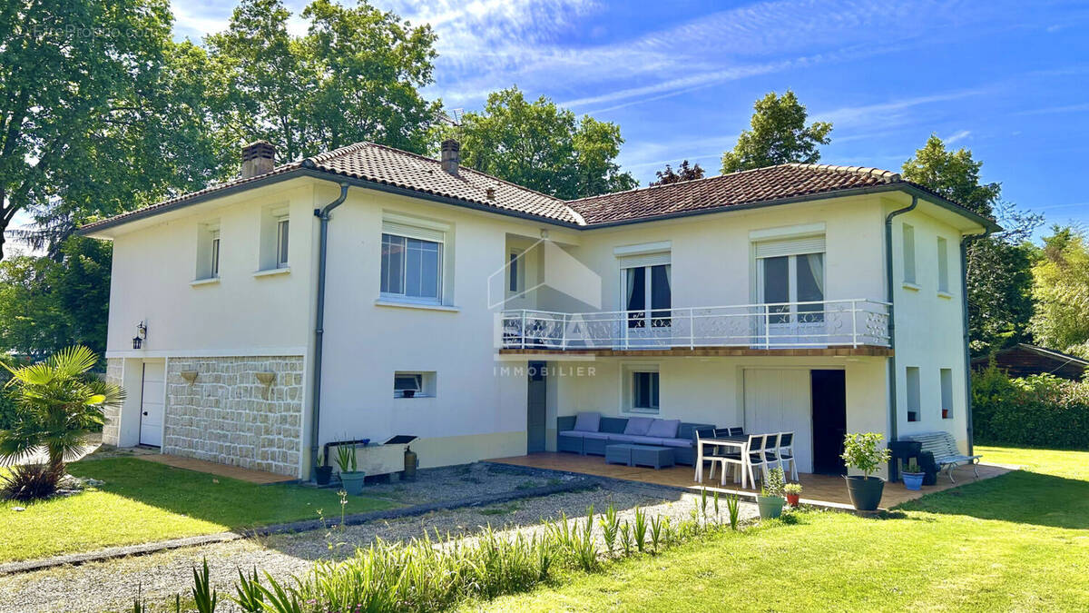 Maison à NERAC