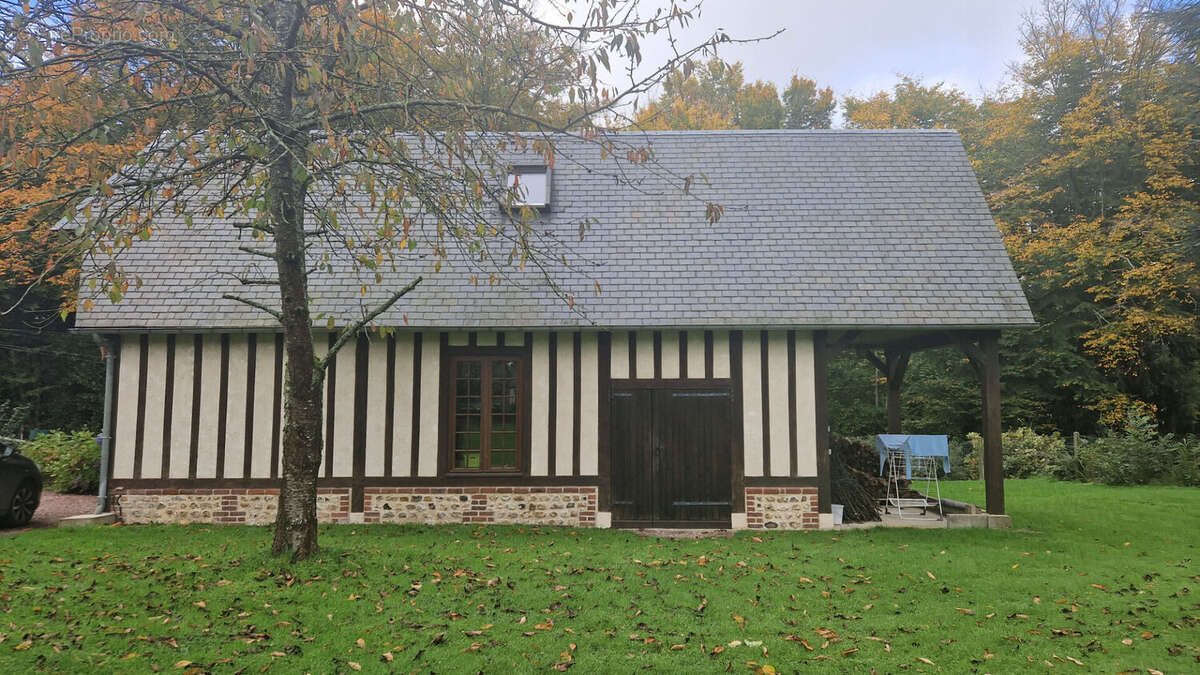 Maison à CORMEILLES