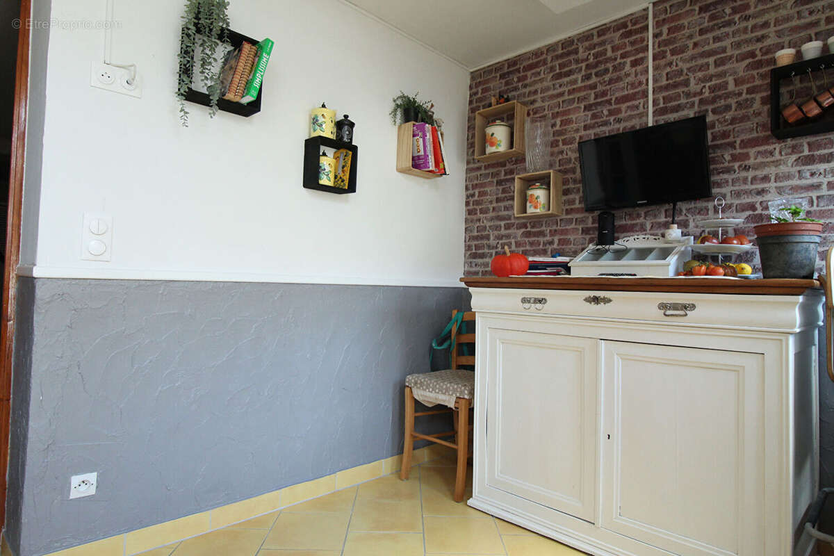 Appartement à CHATEAUNEUF-EN-THYMERAIS