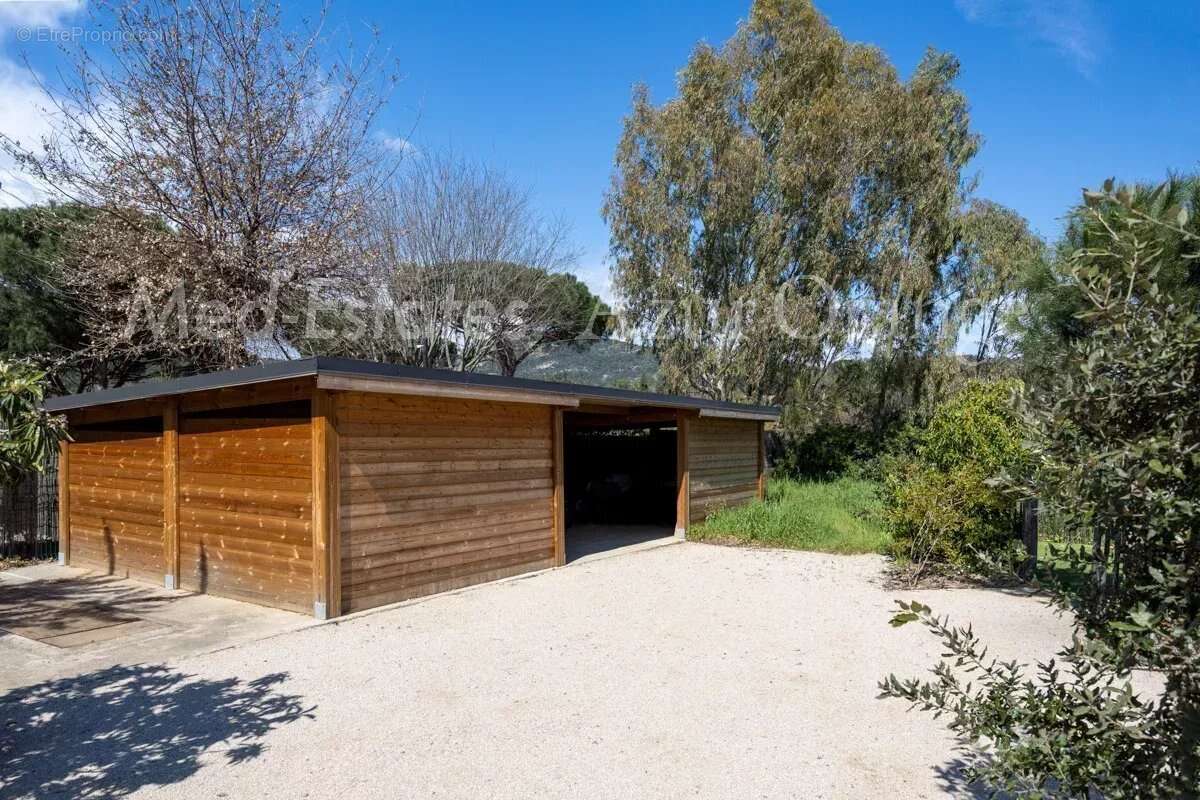 Maison à GRIMAUD