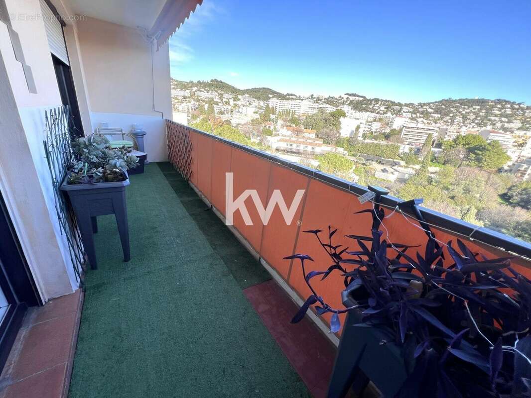 Appartement à LE CANNET