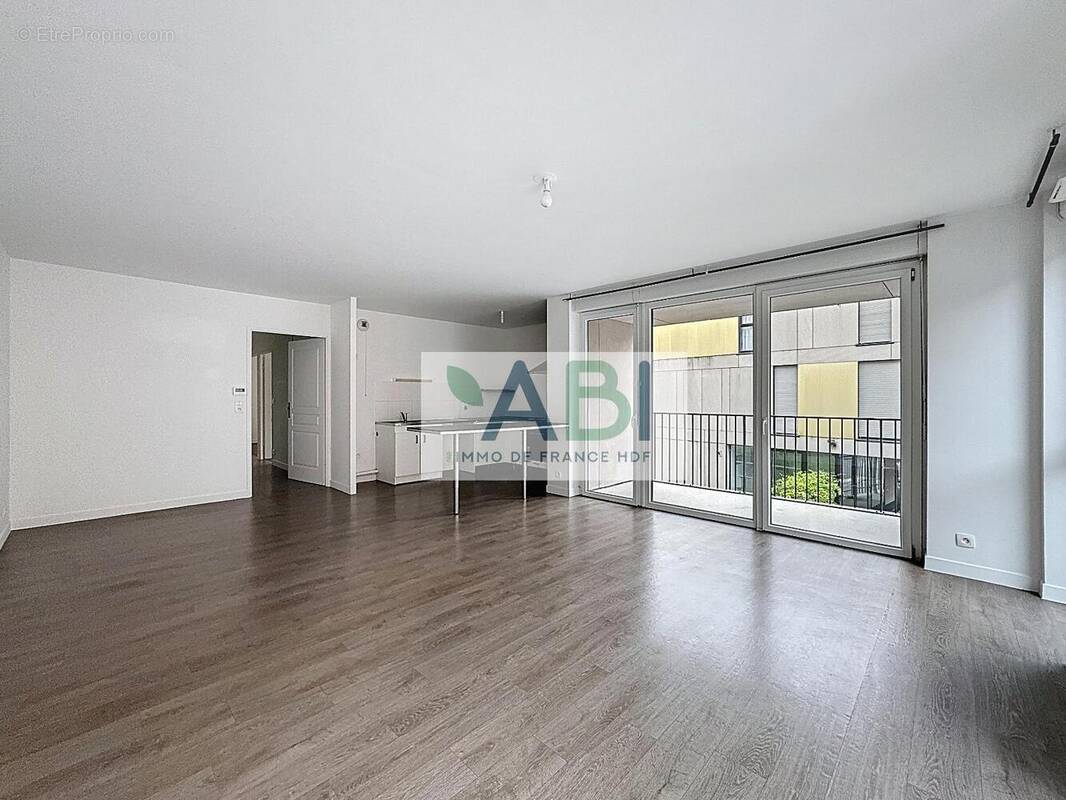   - Appartement à LILLE