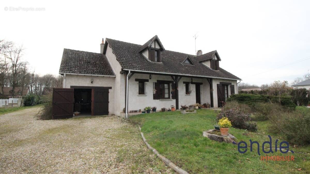 Maison à VIGNOUX-SUR-BARANGEON