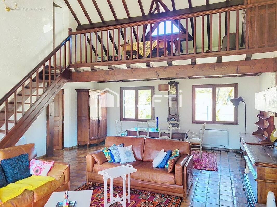 Photo 1 - Maison à SAINT-AUBIN-DE-MEDOC