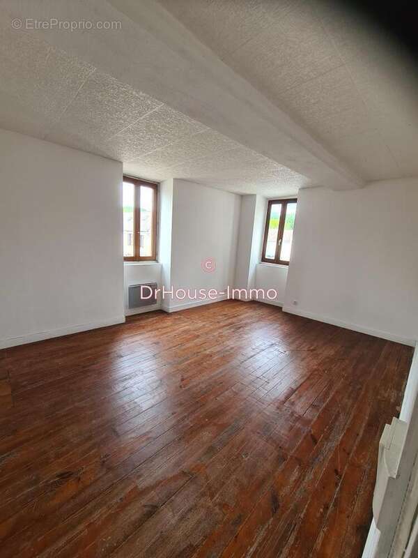 Appartement à VERT