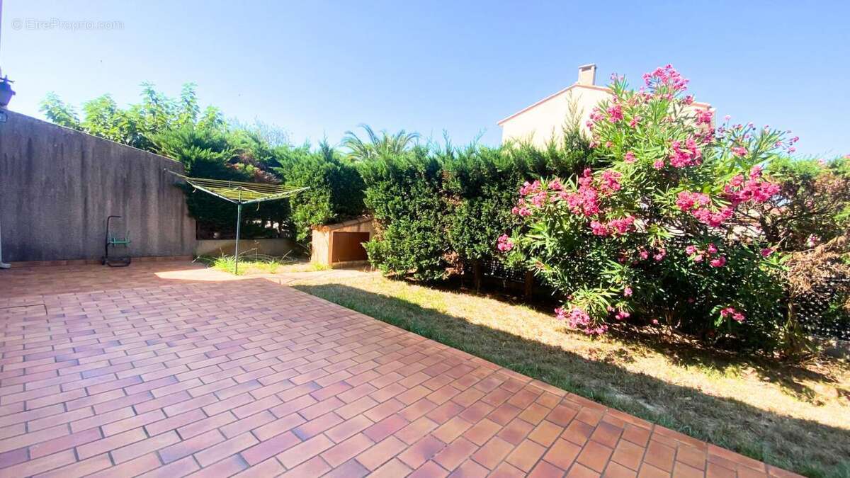 Maison à SAINT-CYPRIEN