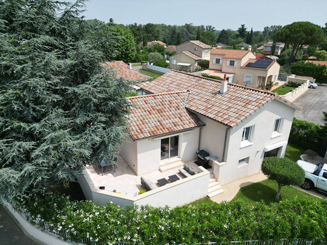 Maison à GUILHERAND-GRANGES