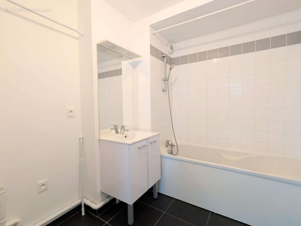 Appartement à LA MADELEINE