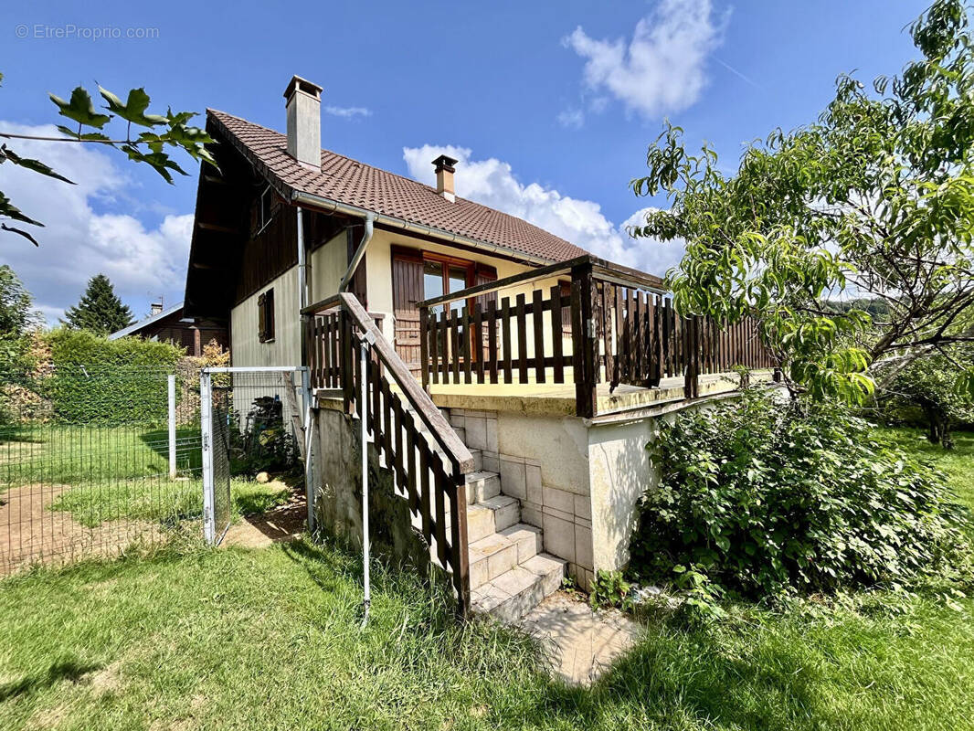 Maison à FONCINE-LE-HAUT