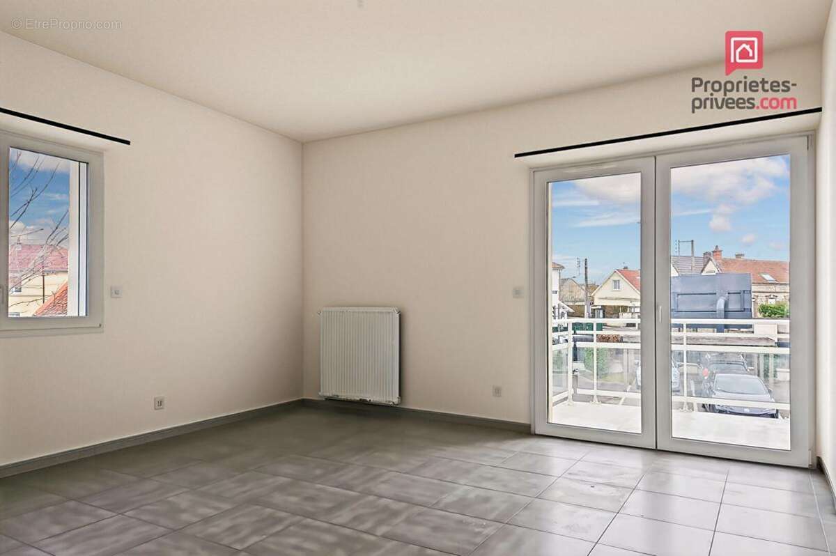 Appartement à SAINTE-SAVINE