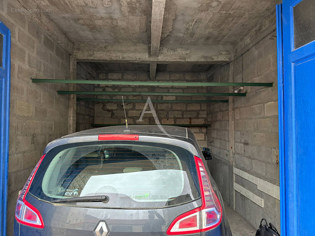 Parking à ROCHEFORT
