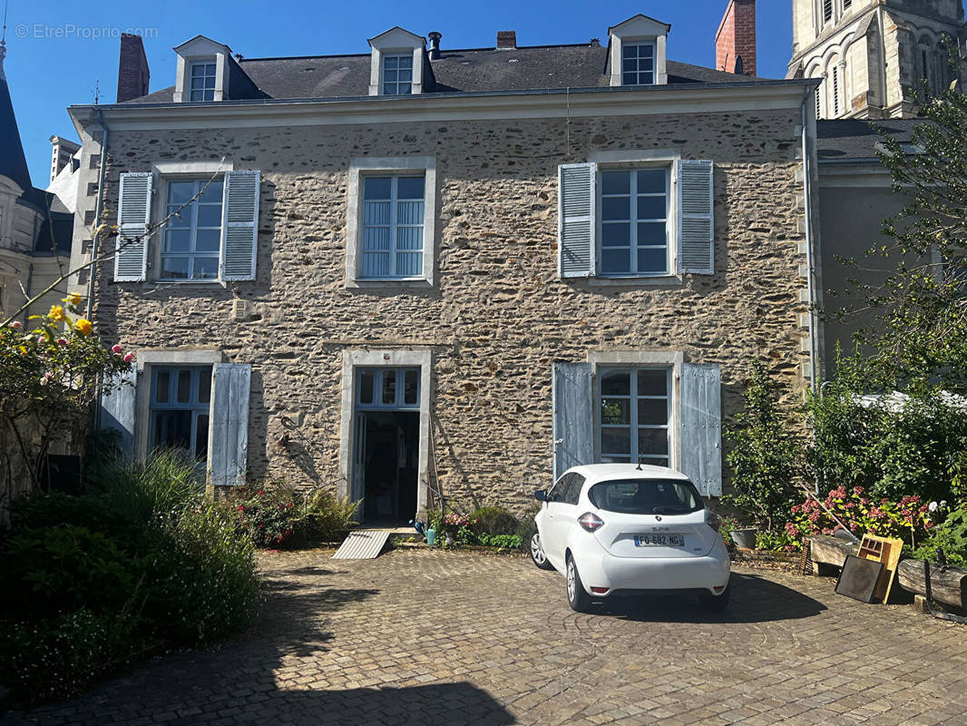 Maison à CHATEAU-GONTIER