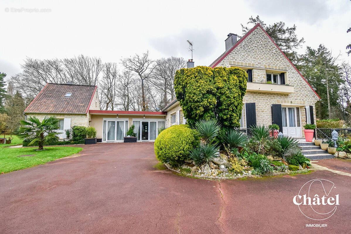 Maison à LAMORLAYE
