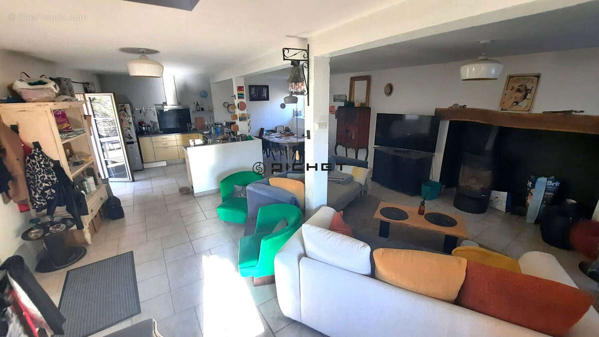 Maison à DONZENAC